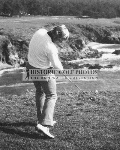 Nicklaus, Pebble Beach SWING SEQUENCE 1973 - Historic Golf Photos