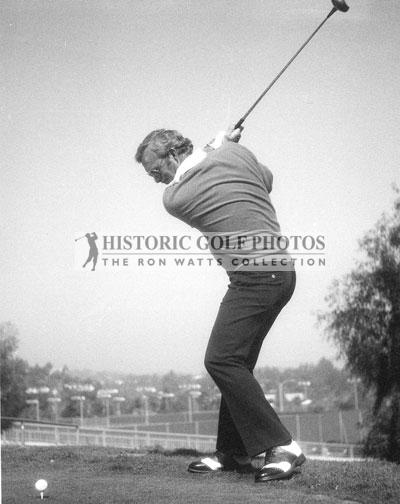 Arnold Palmer sequence, at Riviera, 1974 - Historic Golf Photos