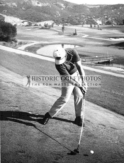 Lee Trevino swing sequence, 1971, best - Historic Golf Photos