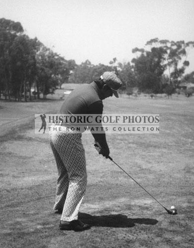 Lee Trevino, 1979 SWING SEQUENCE - Historic Golf Photos